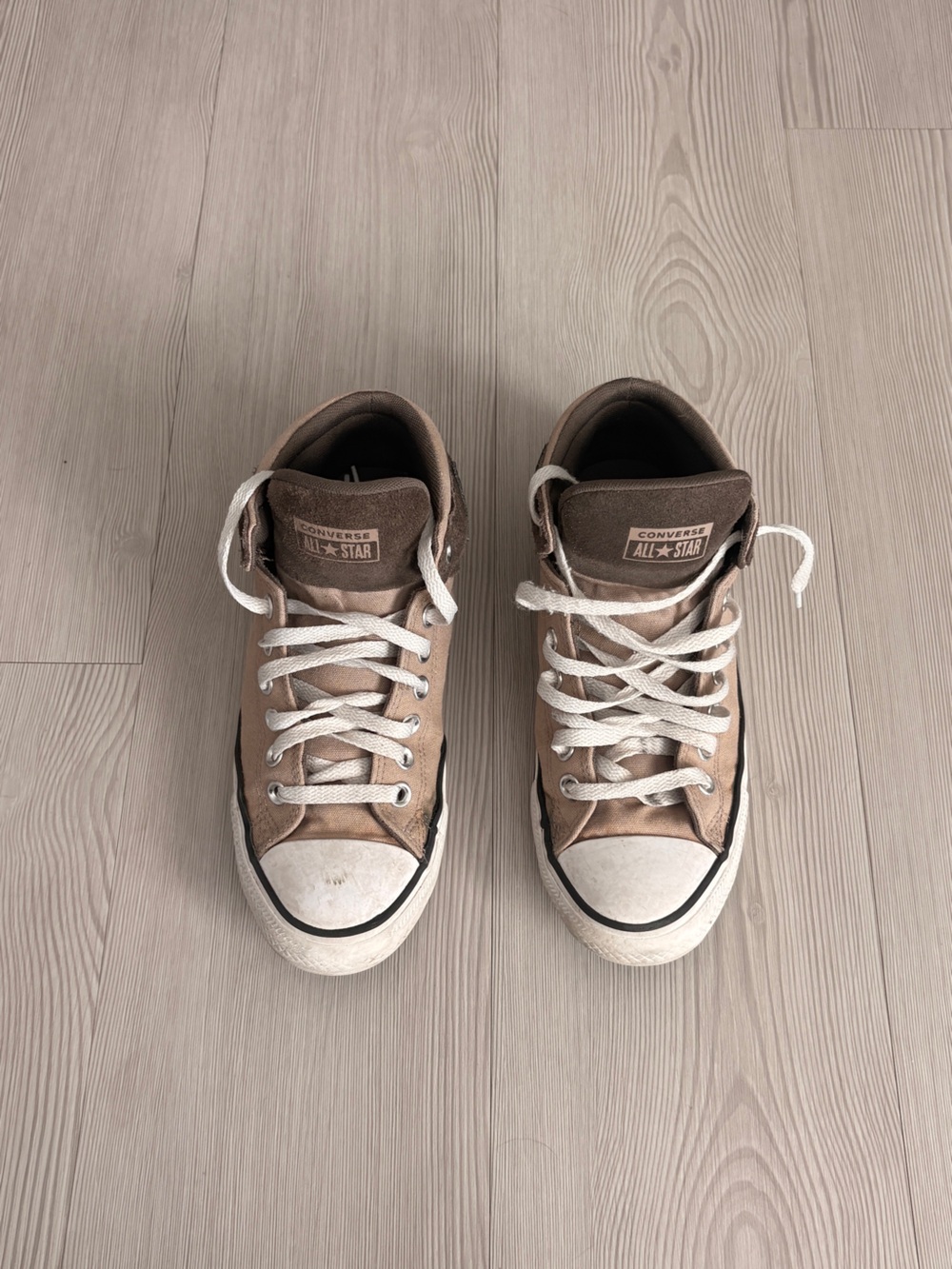 Converse mens brown High-Top Sneakers with White Laces